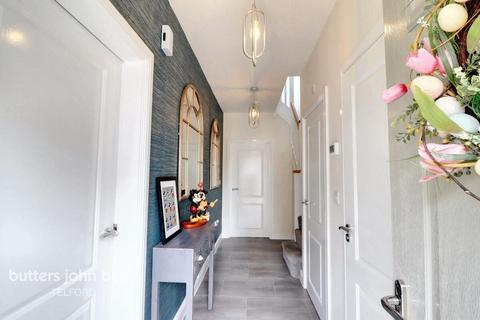 Beddows Close, Telford 4 bed detached house for sale