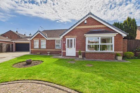 Sellers Drive, Leconfield, HU17 7NA 3 bed detached bungalow for sale