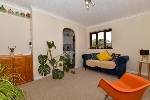 Katherine Court, Chatham ME5 1 bed maisonette for sale