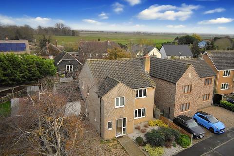 Kingdon Avenue, Prickwillow... 3 bed detached house for sale