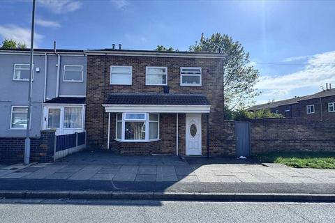 South Park Road, Kirkby 3 bed end of terrace house for sale
