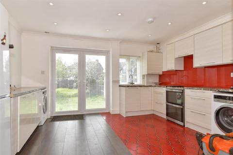 Brookend Road, Sidcup, Kent 3 bed terraced house for sale