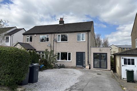 Hallowes Park Road, Cullingworth BD13 3 bed semi
