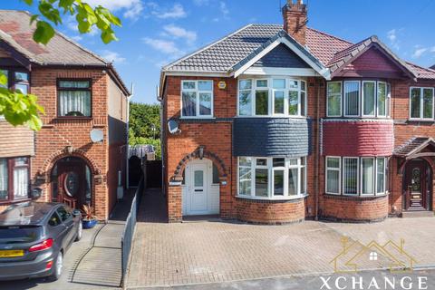 Highfield Road, Nuneaton CV11 3 bed semi