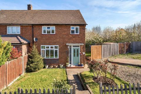 Gosforth Lane, Watford, Hertfordshire 2 bed semi