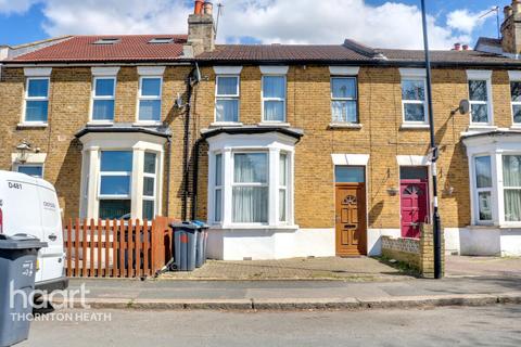 Bensham Grove, Thornton Heath 3 bed terraced house for sale