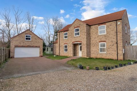 Cassbrook Drive, Fulstow LN11 0XR 4 bed detached house for sale