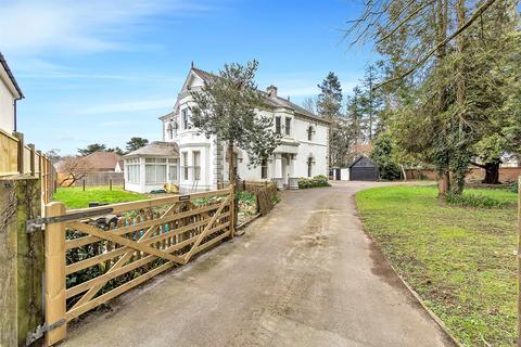 Chard Road, Axminster 5 bed detached house for sale