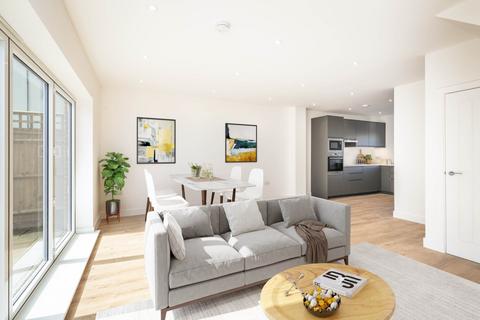 Grosvenor Mews, Tunbridge Wells... 3 bed semi