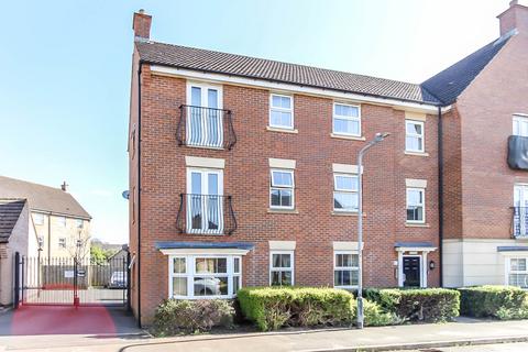 Flowerhill Drive, Wellingborough NN8 2 bed ground floor flat for sale