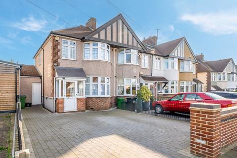 Oxhawth Crescent, Bromley/Petts Wood... 3 bed semi
