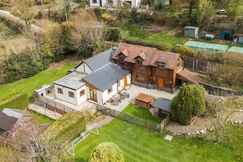 12 Perkins Beach, Stiperstones... 5 bed detached house for sale