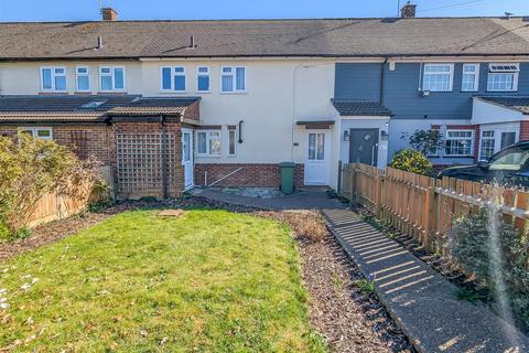Balmoral Road, Pilgrims Hatch, Brentwood 2 bed terraced house for sale