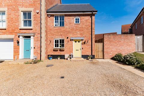 Kemp Road, North Walsham 3 bed end of terrace house for sale