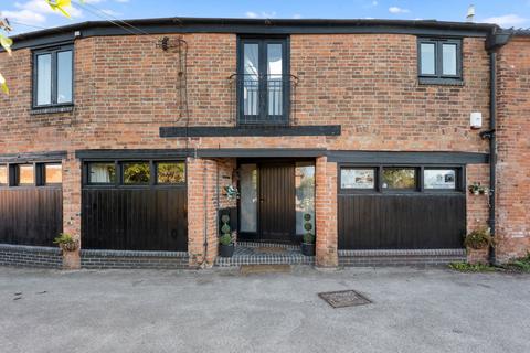 Queen Street, Southwell NG25 2 bed terraced house for sale