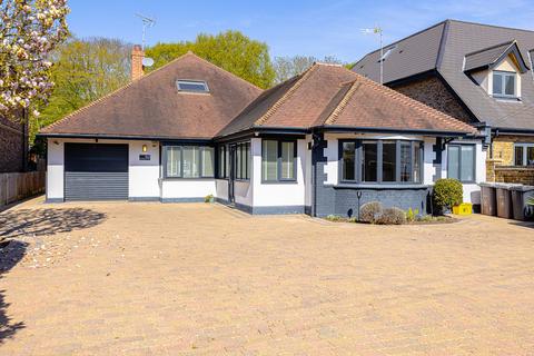 Benfleet SS7 4 bed detached house for sale