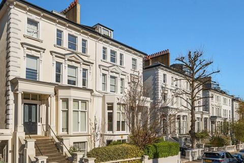 Belsize Park Gardens, Belsize Park... 2 bed flat for sale