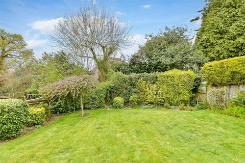 Britts Farm Road, Uckfield TN22 4 bed detached house for sale