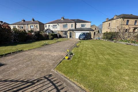Intake Road, Bradford 4 bed semi