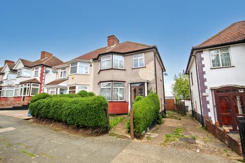 Oakington Manor Drive, Wembley... 3 bed semi