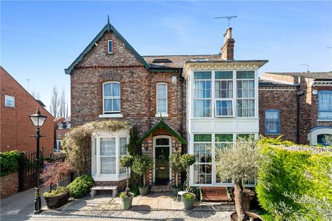 Huntington Road, York, North... 7 bed detached house for sale