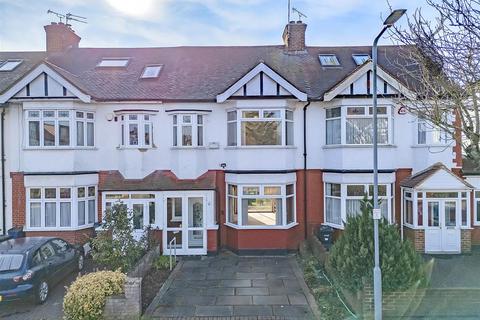 Elmcroft Avenue, London E11 3 bed house for sale