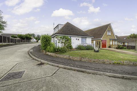 Clover Rise, Whitstable, CT5 4 bed bungalow for sale