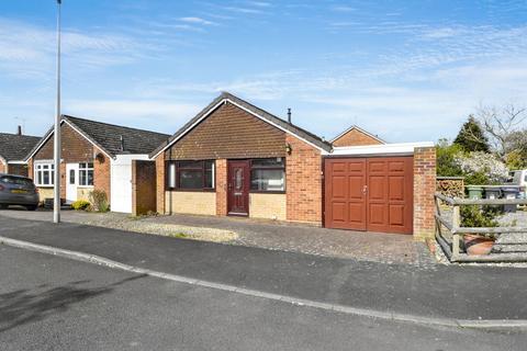 Botfield Close, Wolverhampton WV7 2 bed detached bungalow for sale