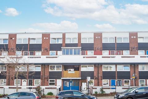 Evering Road, London, N16 2 bed flat for sale