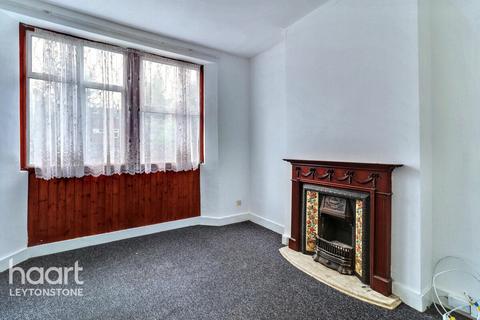 Hainault Road, London 1 bed flat for sale