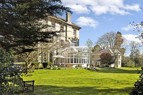 Thicket Road, Huntingdon PE28 2 bed apartment for sale