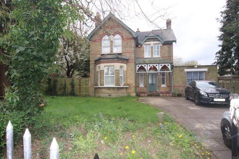 Chelsfield Road, Orpington BR5 4 bed detached house for sale