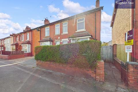 Vicarage Lane, Blackpool, FY4 2 bed semi