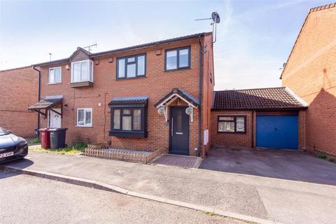 Flamborough Spur, Cippenham 3 bed semi