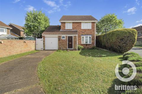 Walton Close, South Wootton, King's Lynn 3 bed detached house for sale