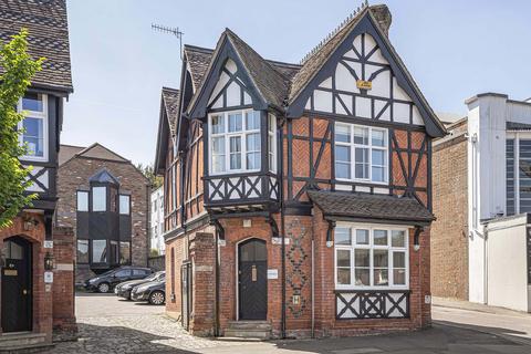 High Street, Berkhamsted, HP4 2 bed detached house for sale