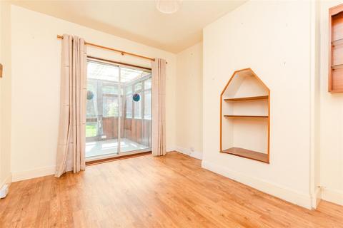 Whitstable Road, Faversham, Kent 3 bed semi