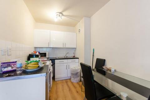 Cromwell Road, Kensington, London, SW5 Studio for sale