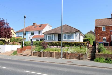 Avis Road, Newhaven 2 bed detached bungalow for sale