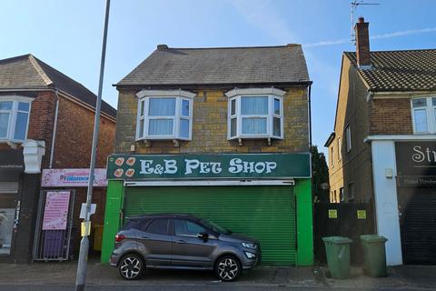 24 Corringham Road, Stanford