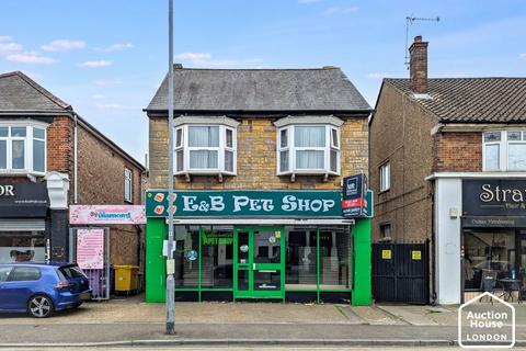 24 Corringham Road, Stanford