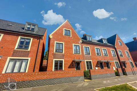 Whitmore Drive, Colchester 3 bed semi