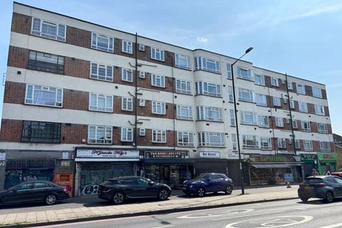 Flat 1 Beaumont Court, Upper Clapton... 1 bed flat for sale