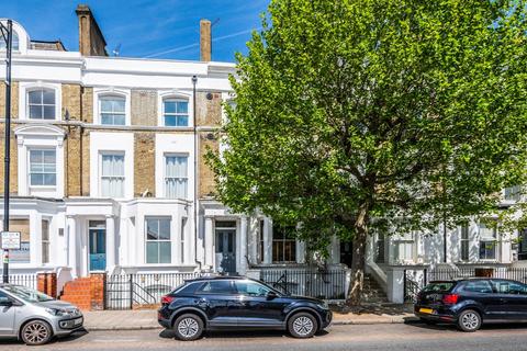 St Johns Hill, Clapham Junction... 4 bed flat for sale