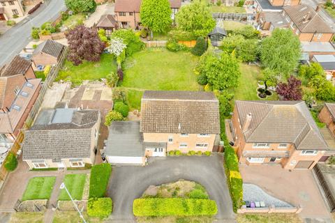 Belton Lane, Grantham NG31 4 bed detached house for sale
