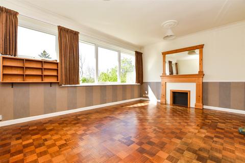 Church Hill, Caterham, Surrey 2 bed flat for sale