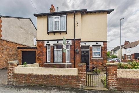 Midway Avenue, Bridlington 3 bed detached house for sale