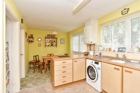 Oak Road, Sittingbourne, Kent 3 bed semi