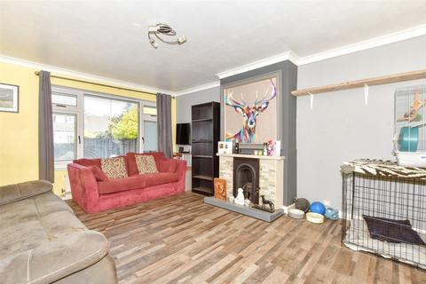 Harvest Road, Waterlooville PO7 2 bed semi