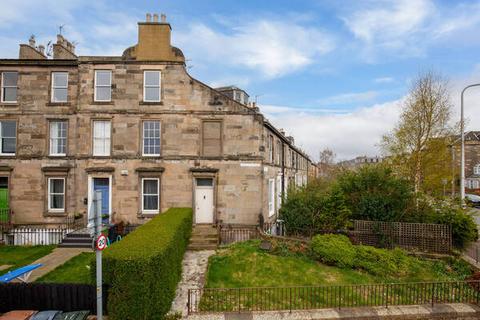 Portland Street, Edinburgh EH6 3 bed flat for sale